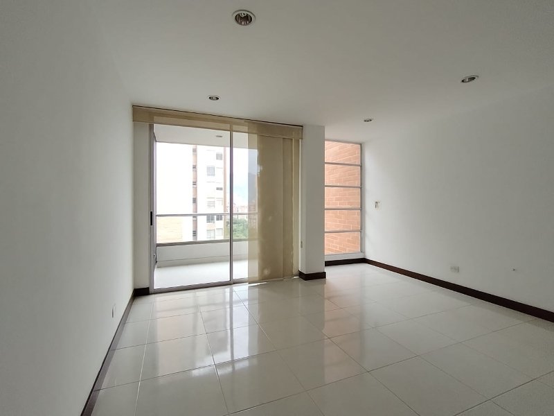 foto_105010_187_9378844155_ss.jpeg
