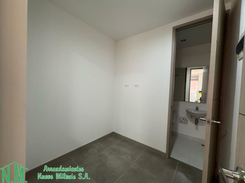 Apartamento disponible para Arriendo en Envigado Las Brujas Foto numero 1