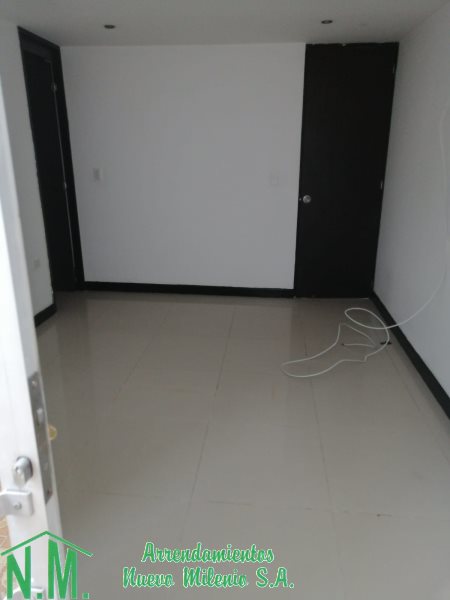 Apartamento disponible para Ambos en Envigado Dorado Foto numero 1