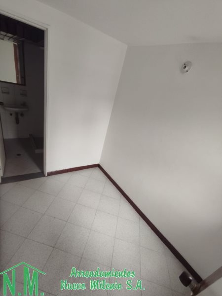 Apartamento disponible para Arriendo en Sabaneta Centro Foto numero 1