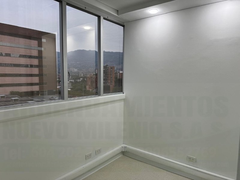 Oficina-Consultorio disponible para Arriendo en Sabaneta Mayorca Foto numero 1