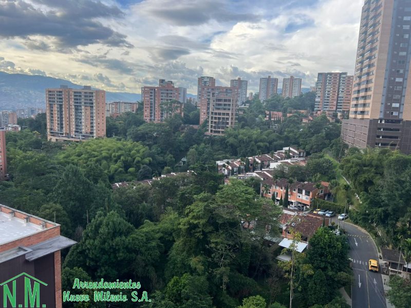 Apartamento disponible para Arriendo en Envigado Cumbres Foto numero 1