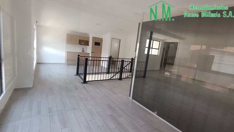 Casa-local disponible para Arriendo en Envigado Andalucia Foto numero 1