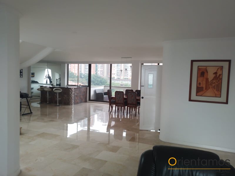Apartamento disponible para la venta en Medellín el codigo es 20114 foto numero 4