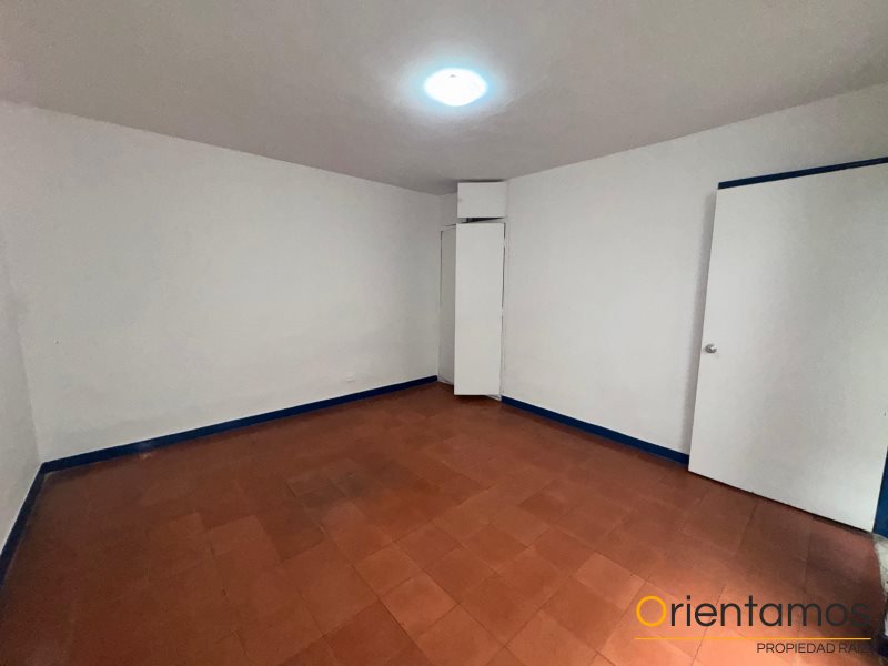 Casa-local disponible para el arriendo en Medellín el codigo es 20675 foto numero 10