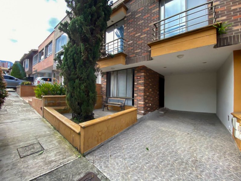 Casa en venta en LA ESTRELLA, 130 m², 4 alcobas, 4 baños