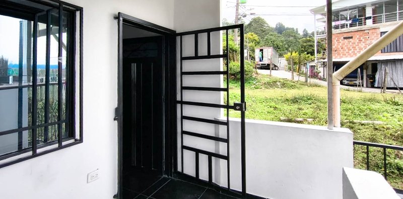 Casa en arriendo en LA ESTRELLA, 64 m², 2 alcobas, 1 baño
