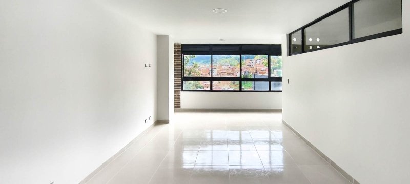 Apartamento en arriendo en SAN ANTONIO DE PRADO, 78 m², 3 alcobas, 2 baños