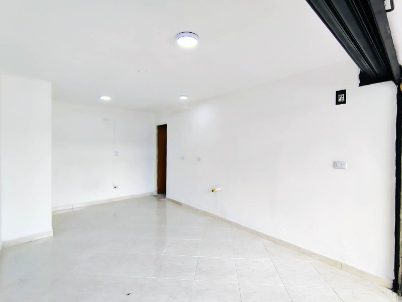 Local en arriendo en LAURELES, 18 m², 1 baño