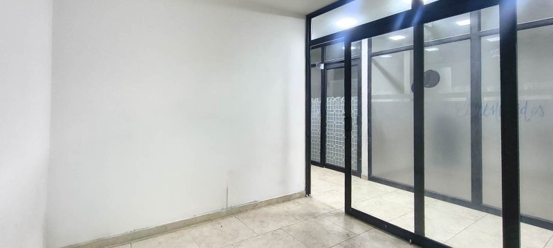 Local en arriendo en LA ESTRELLA, 14 m²
