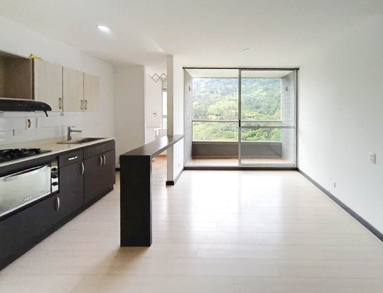 Apartamento en arriendo en LA ESTRELLA, 70 m², 3 alcobas, 2 baños