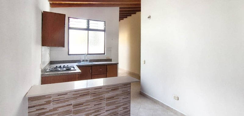 Apartamento en arriendo en LA ESTRELLA, 55 m², 2 alcobas, 1 baño