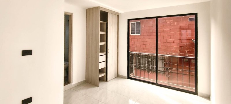 Casa en arriendo en ITAGUI, 30 m², 2 alcobas, 2 baños