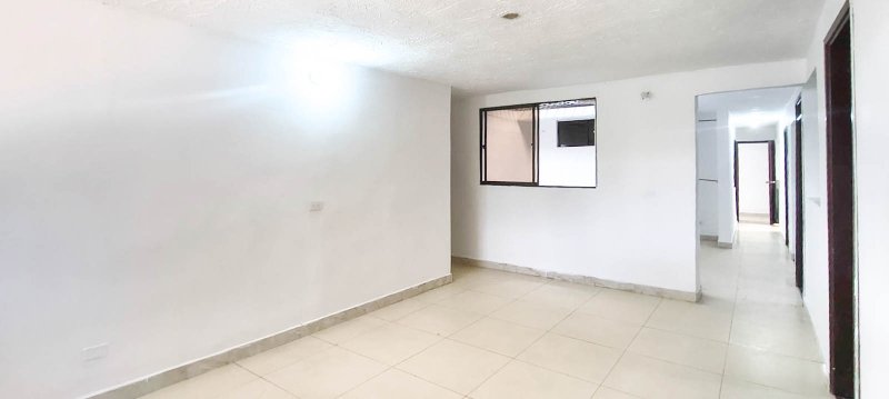 Casa en arriendo en NIQUIA, 100 m², 5 alcobas, 3 baños