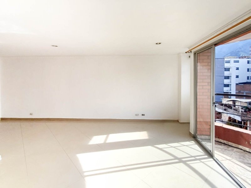 Apartamento en arriendo en LA ESTRELLA, 110 m², 3 alcobas, 2 baños