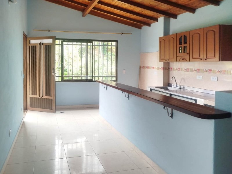 Casa en arriendo en SAN ANTONIO DE PRADO, 50 m², 2 alcobas, 1 baño