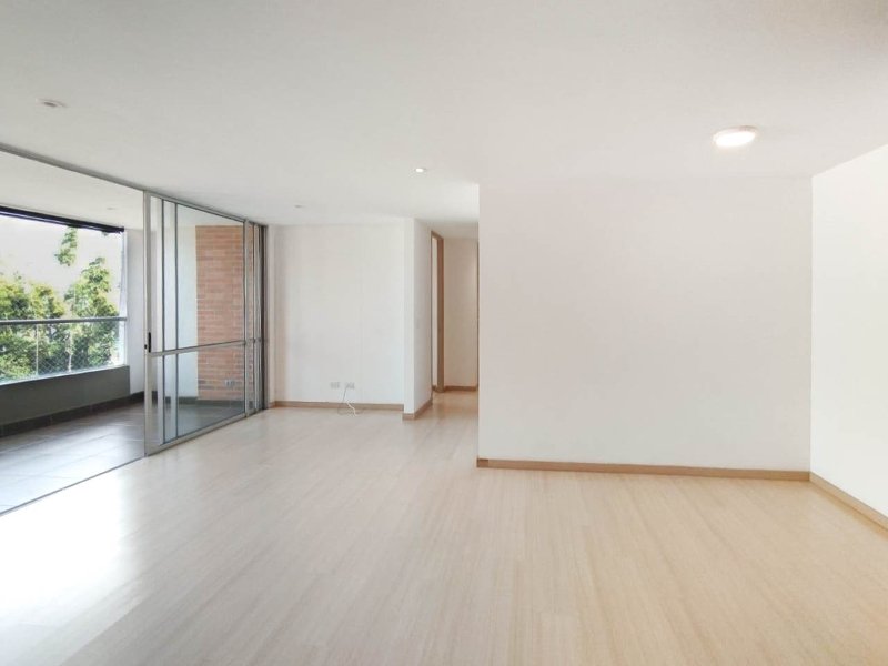 Apartamento en arriendo en ENVIGADO, 84 m², 2 alcobas, 1 baño