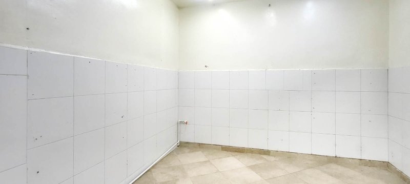 Local en arriendo en BELEN, 13 m², 1 baño
