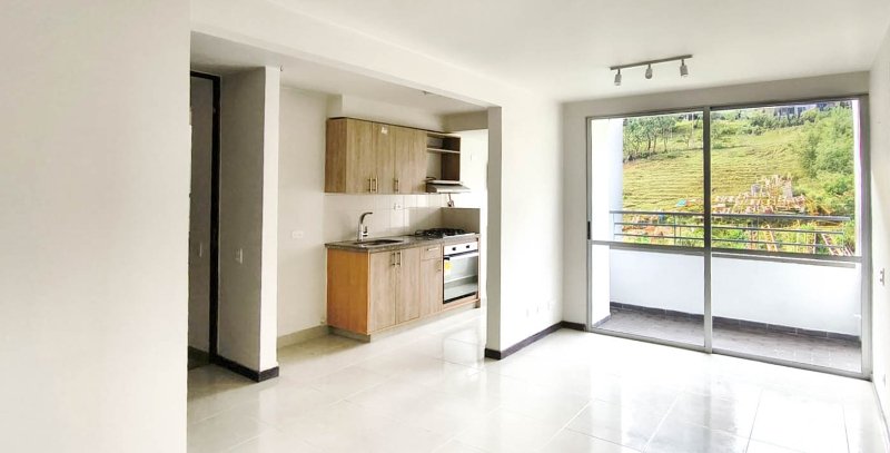 Apartamento en arriendo en SABANETA, 60 m², 2 alcobas, 2 baños
