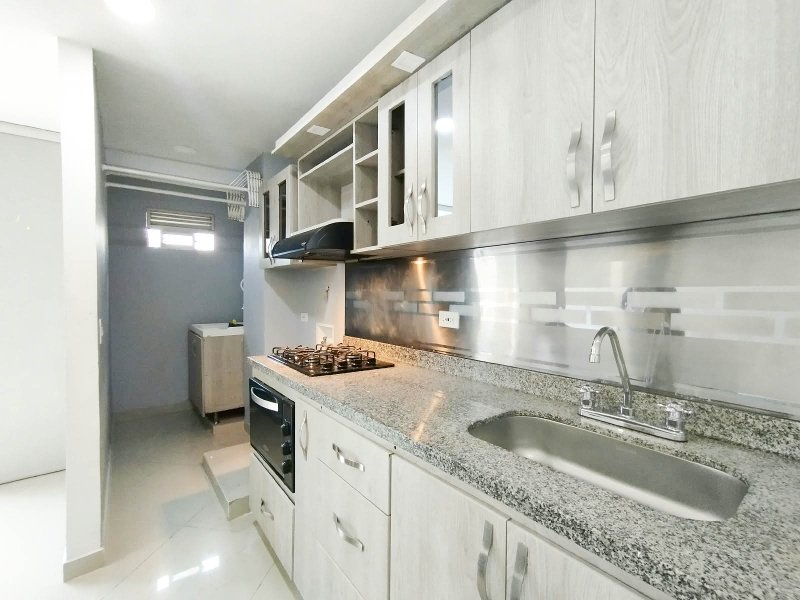 Apartamento en arriendo en ITAGUI, 75 m², 3 alcobas, 2 baños