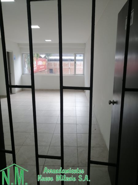 Oficina disponible para Arriendo en Envigado con un valor de $1,750,000 código 4908