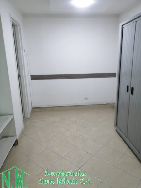 Oficina disponible para Arriendo en Envigado con un valor de $1,750,000 código 4903
