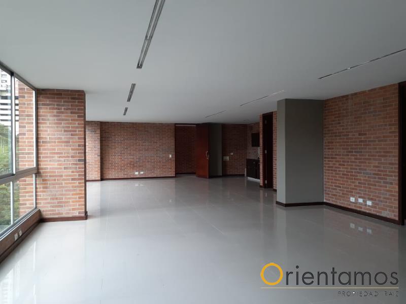 Oficina disponible para el arriendo en Medellín el codigo es 15248 foto numero 3
