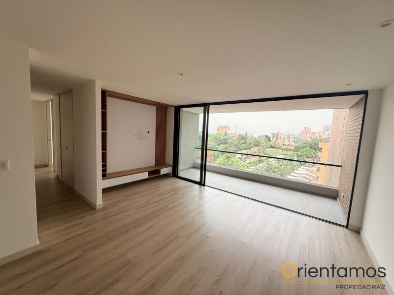 Apartamento disponible para la venta en Envigado el codigo es 20850 foto numero 2