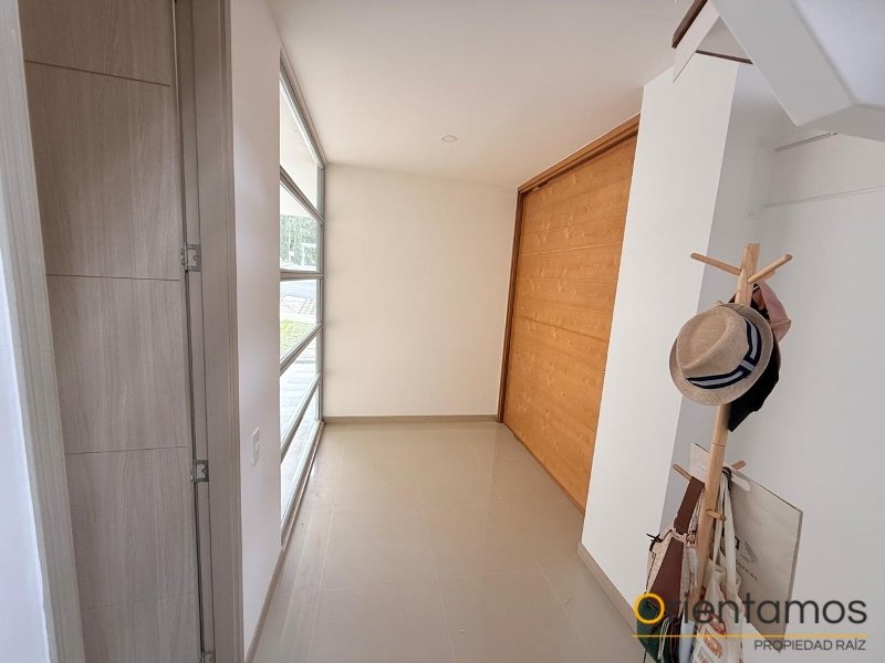 Casa para la venta en Envigado - San Lucas el codigo es 21088 foto numero 7