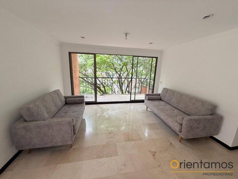 Apartamento disponible para venta o arriendo en Medellín el codigo es 20477 foto numero 2
