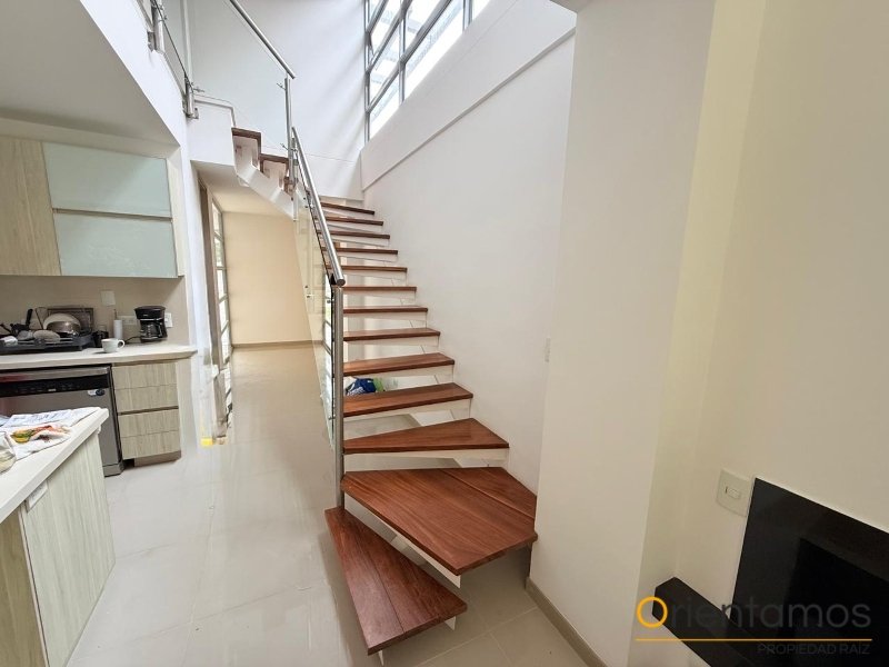 Casa para la venta en Envigado - San Lucas el codigo es 21088 foto numero 11