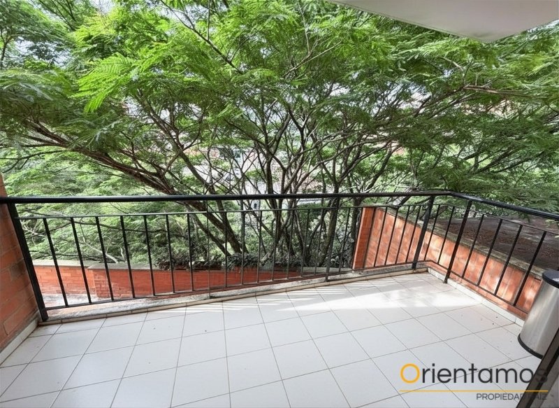Apartamento disponible para venta o arriendo en Medellín el codigo es 20477 foto numero 4