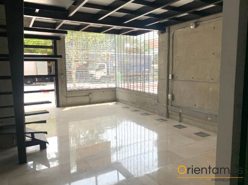 Local para el arriendo en Medellín - Belen el codigo es 17505 foto numero 4