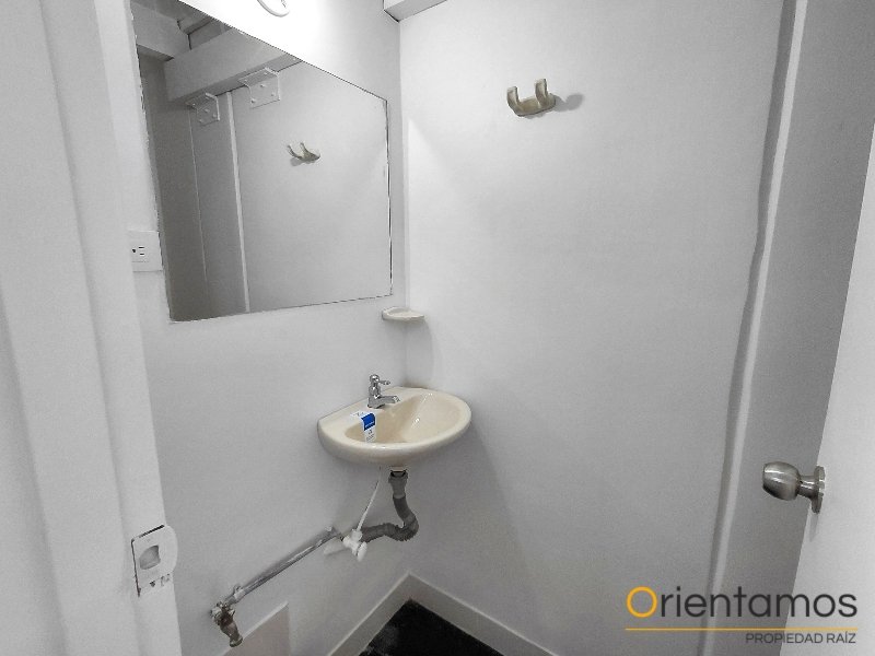 Local disponible para el arriendo en Medellín el codigo es 21494 foto numero 8