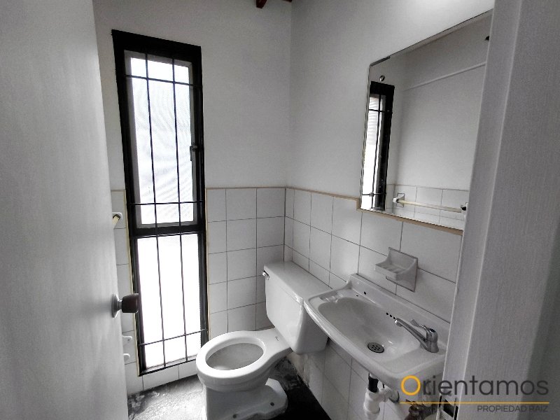 Local disponible para el arriendo en Medellín el codigo es 21494 foto numero 15