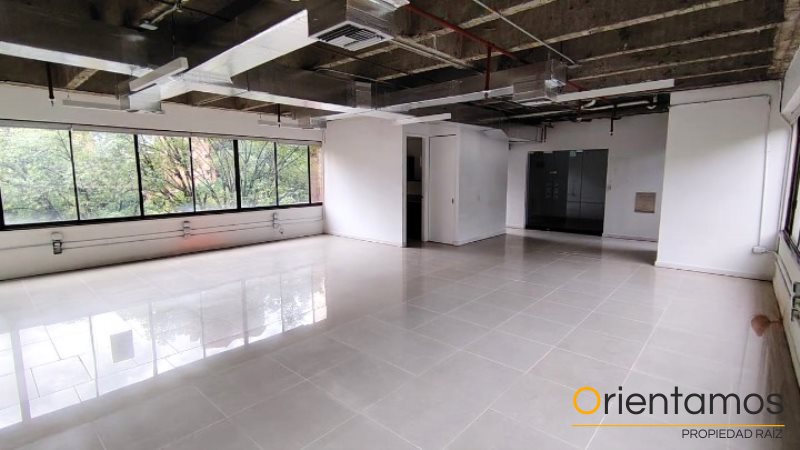 Oficina disponible para el arriendo en Medellín el codigo es 13638 foto numero 3