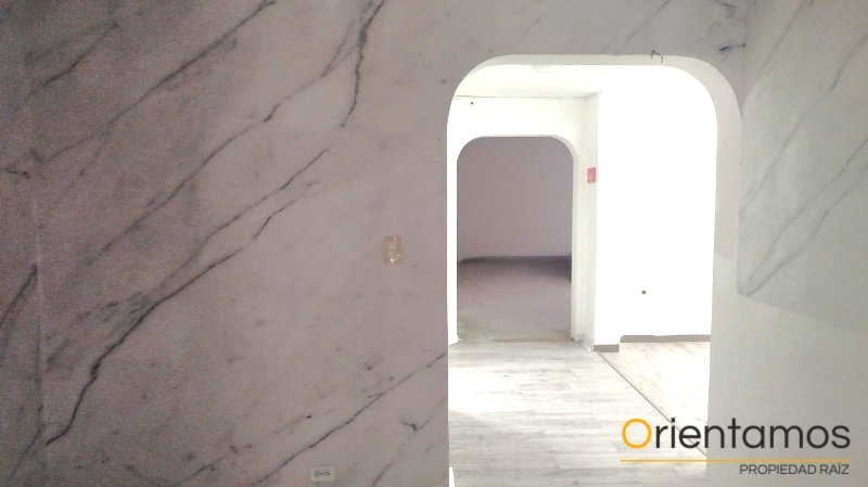 Casa-local disponible para el arriendo en Medellín el codigo es 21488 foto numero 4