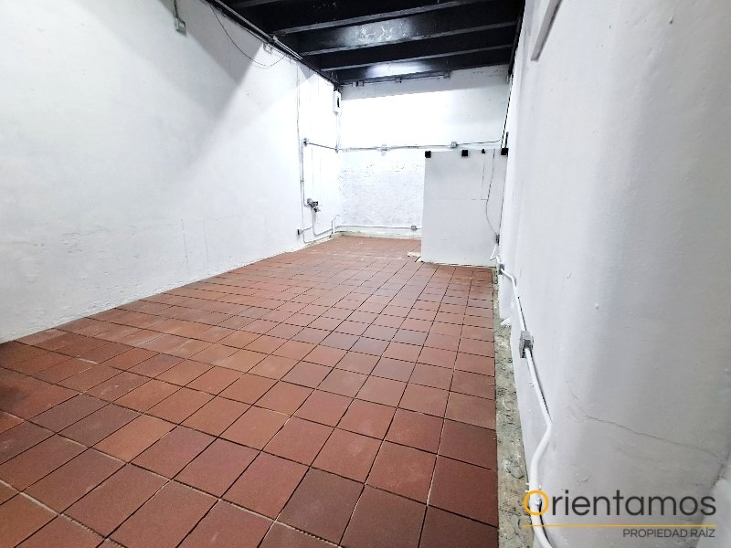 Local disponible para el arriendo en Medellín el codigo es 13818 foto numero 2