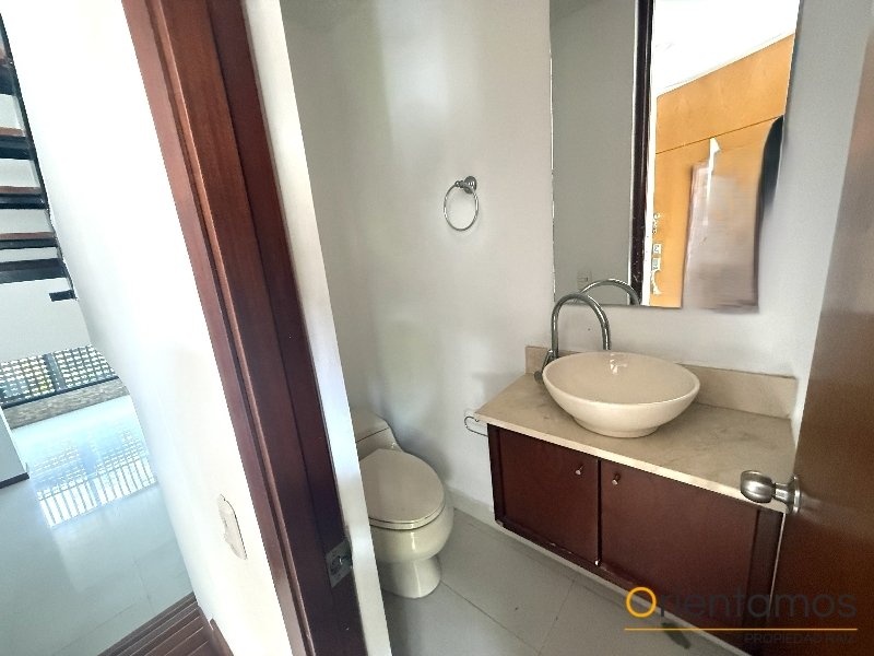 Casa disponible para el arriendo en Medellín el codigo es 21515 foto numero 10