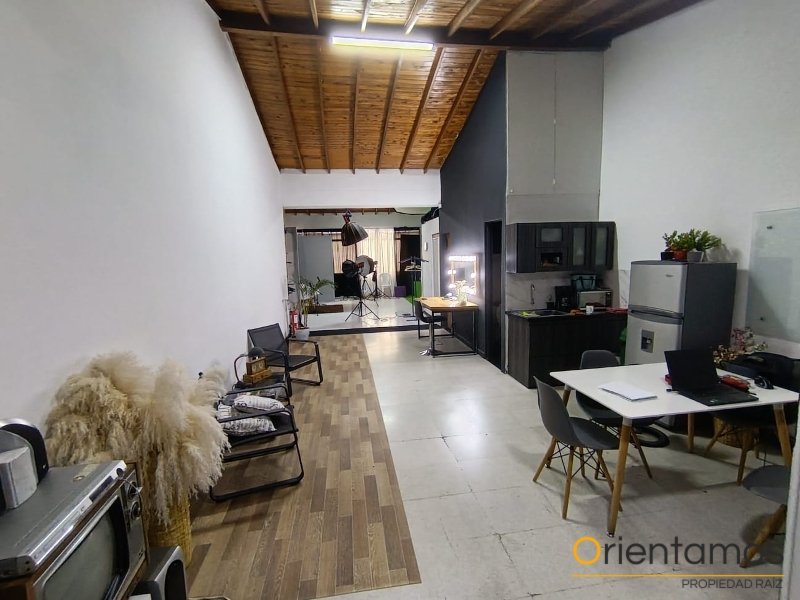 Local disponible para el arriendo en Medellín el codigo es 9976 foto numero 5