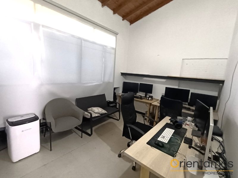 Local disponible para el arriendo en Medellín el codigo es 9976 foto numero 6