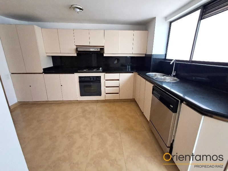 Apartamento disponible para el arriendo en Medellín el codigo es 21501 foto numero 9