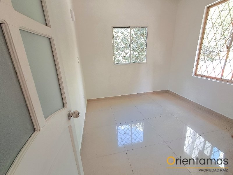 Casa-local disponible para el arriendo en Medellín el codigo es 21471 foto numero 6