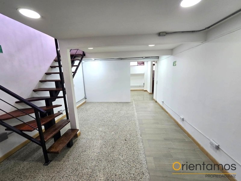 Oficina disponible para el arriendo en Envigado el codigo es 21524 foto numero 7