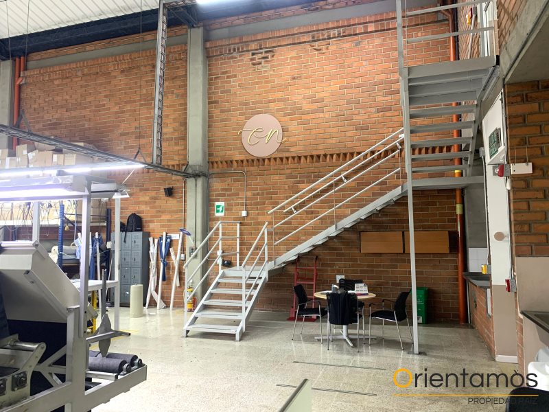 Bodega disponible para el arriendo en Medellín el codigo es 16199 foto numero 4