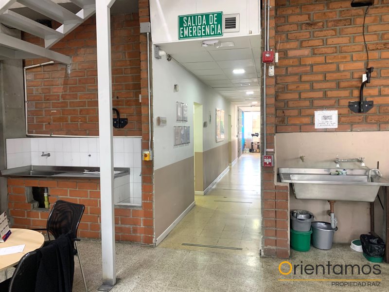 Bodega disponible para el arriendo en Medellín el codigo es 16199 foto numero 5