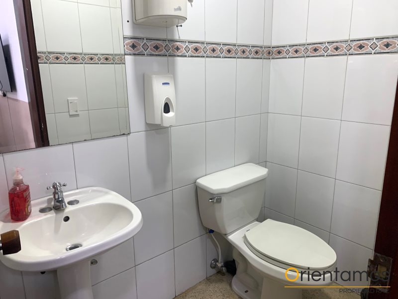 Bodega disponible para el arriendo en Medellín el codigo es 16199 foto numero 16