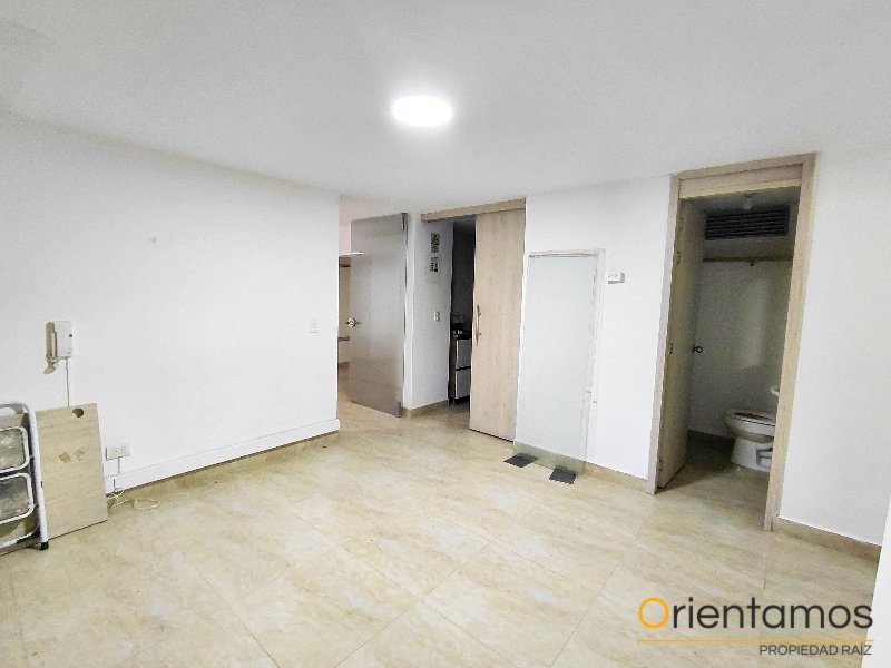 Local disponible para el arriendo en Medellín el codigo es 8901 foto numero 2