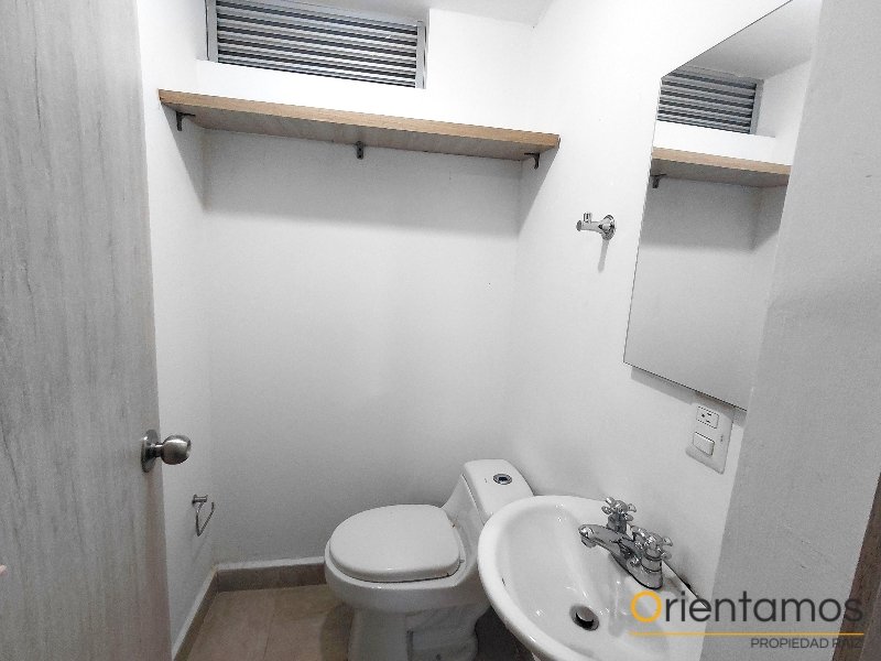 Local disponible para el arriendo en Medellín el codigo es 8901 foto numero 4