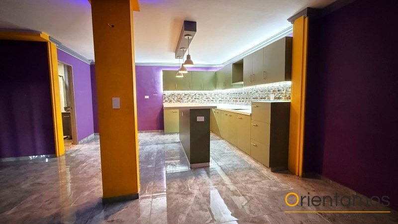 Casa-local disponible para el arriendo en Medellín el codigo es 21480 foto numero 3